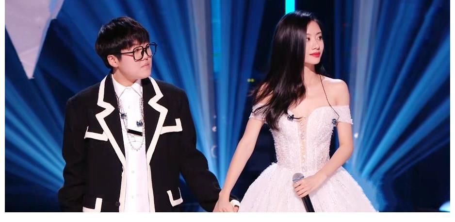 浙江衛(wèi)視跨年晚會：邀請王靖雯卻沒邀請伍珂玥，原因有兩點