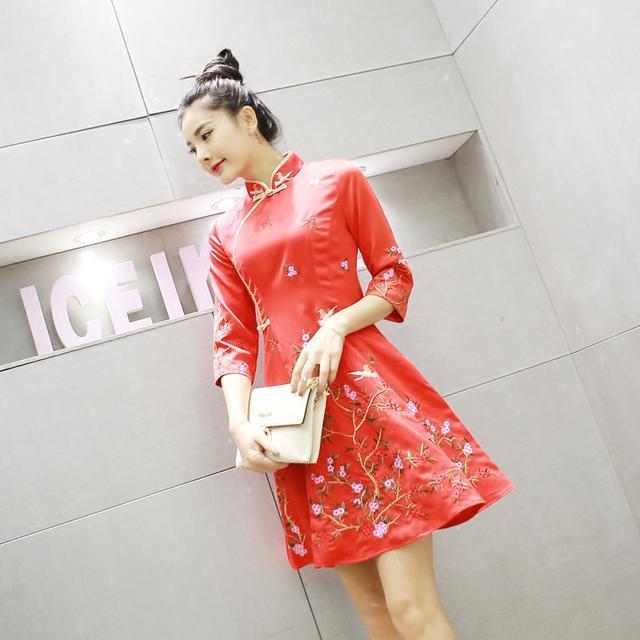 立领|甜美复古旗袍连衣裙!穿上让你的身材更纤细苗条