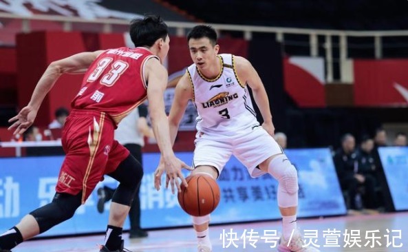 广东队|杜峰放弃郭艾伦和赵继伟,重用徐杰、胡明轩2人,安排很不合理?