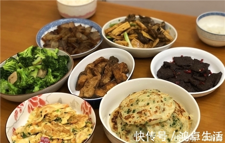 葱油饼|周日在亲戚家聚餐，亲戚做了六款客家菜，大家吃得尽兴又满足