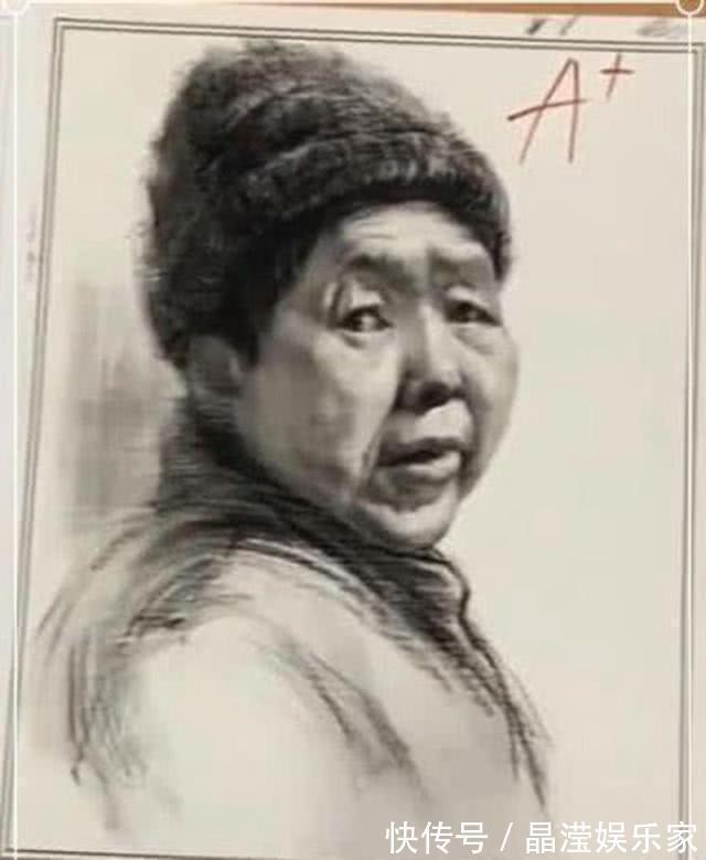 美术界!美术生高分作业VS低分作业,学渣画出关掉美颜的效果,没眼看了