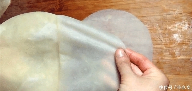 春饼|饺子皮别再包饺子了, 教你做一道养胃的早餐, 老公给100个赞