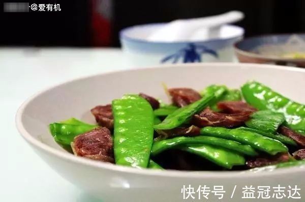 冬天|冬天腊肠怎么做都好吃,吃上一口满嘴香不油腻,是过年必备的美味!
