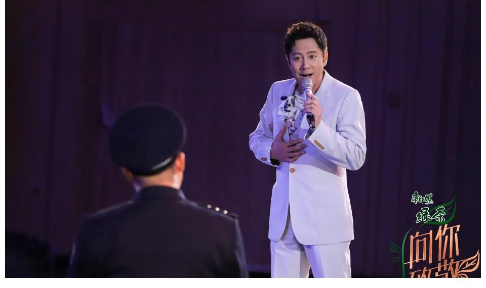 《向你致敬》讲述扫黑风暴幕后故事蔡国庆献唱扫黑先锋王德胜落泪