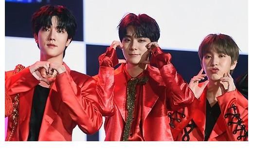 meg「MD PHOTO」 韓國新人男團OMEGA X出道專輯發(fā)布會