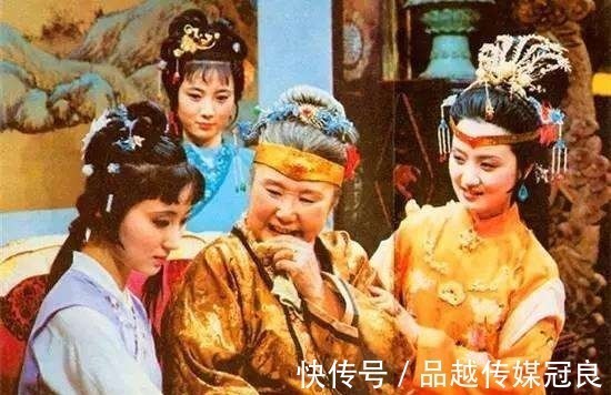 林黛玉#红楼梦中,贾母放弃黛玉选择宝钗,背后真正的原因是这样的