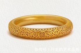 首饰 中年女性适合佩戴的4种手镯，不仅时尚还很显品味！你喜欢哪一个！