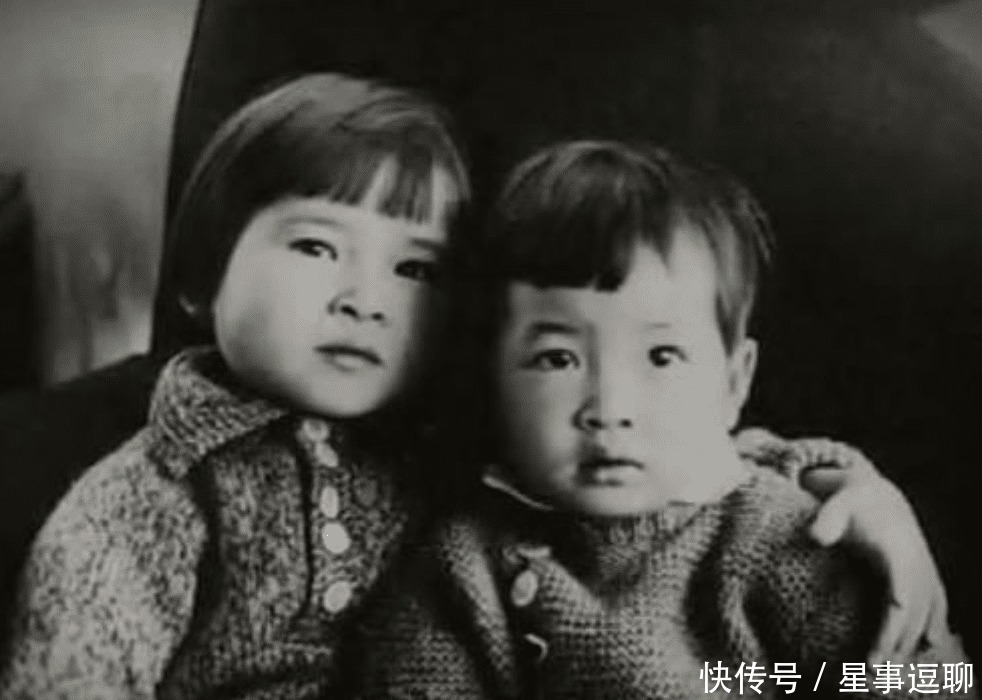 高考差两分落榜清华,母亲心有不甘重查试卷,卷上11字打醒了她