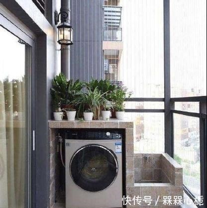 洗衣机|阳台一旦摆放洗衣机，那么这个东西不能少，花钱都买不到的经验！