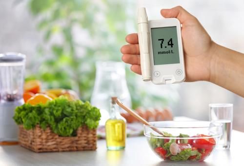测量|2021“血糖新标准”或已公布，或不再是3.9至6.1，不妨自测一下