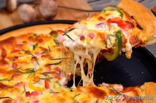 三餐四季 | 自制田园披萨，酥脆可口还拉丝，手把手教会你