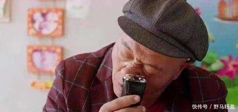 衰老|鼻毛为何会变白？八成与此3个原因有关，大多数人还不清楚