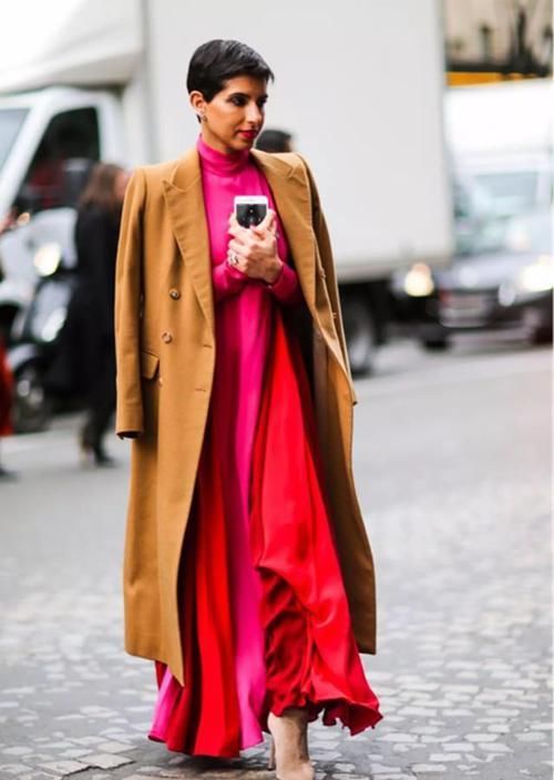 女人过了45岁，这3种＂颜色＂要少穿，显得没气色还很掉价