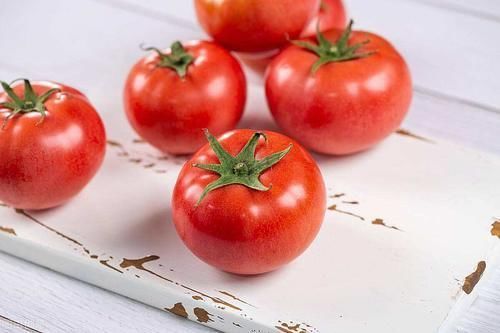 西红柿烂掉别扔,学学菜农变废为宝,家家户户都用得到,太实用了