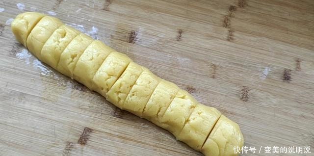  桃酥这样做，厨房小白也能轻松学会，香酥可口，越吃越香