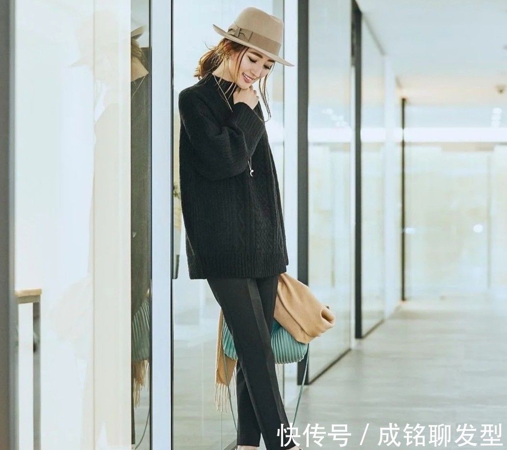 穿搭|身材娇小的中年女人,学学日本宝妈星玲奈的穿搭,显瘦又有品味