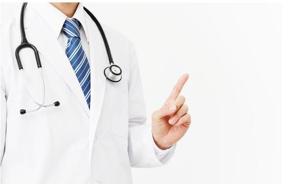 40岁以上都要吃阿司匹林？专家提醒：这3类人服用阿司匹林要慎重