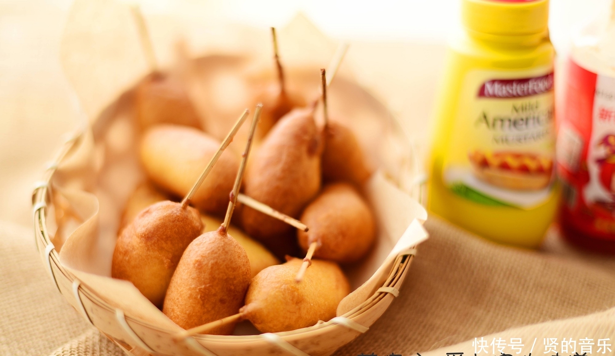 热狗|宝宝多大可以吃油炸食品?快手油炸小零食,有没有推荐?