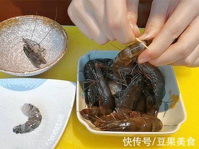 金汤虾仁豆腐羹，营养美味，补钙补锌还暖胃