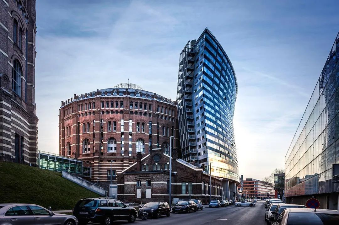 努维尔|有里又有面,千变万化的油罐筒仓