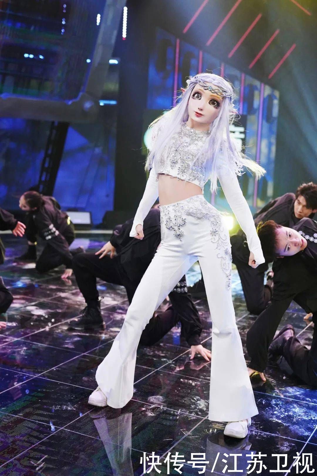 青铜|《蒙面舞王》第二赛段开启,“银河”“宇宙”两大战队集结