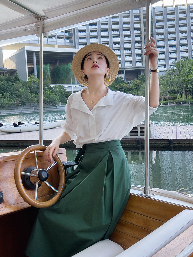 衣服|夏季,想要穿出气质轻熟风,25岁到35岁照着穿这几套,减龄优雅