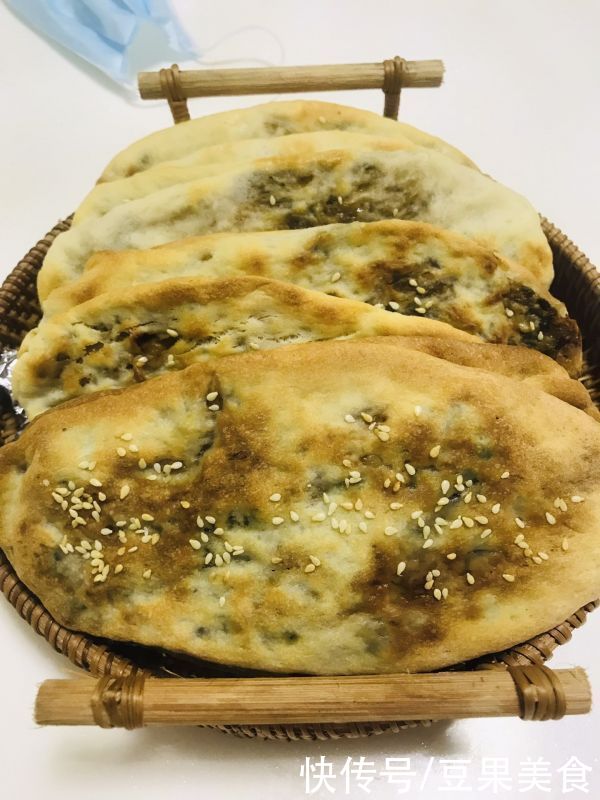 紫苏酱|第一次尝试梅干菜鲜肉锅盔，没想到这么好吃