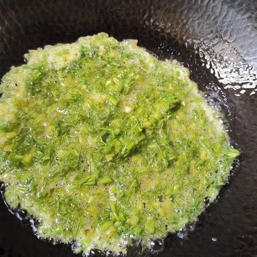 6月湿气怕这个菜,隔天吃一盘,湿气不见了,口臭没有了,多吃不长胖