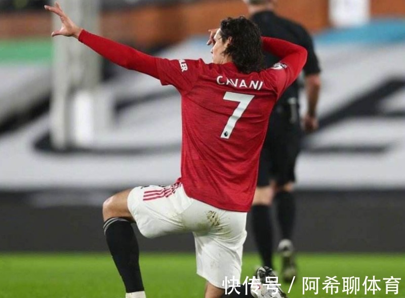 球迷们|突发,曼联领袖拒绝续约!被C罗抢号码感到屈辱,无人信服球王