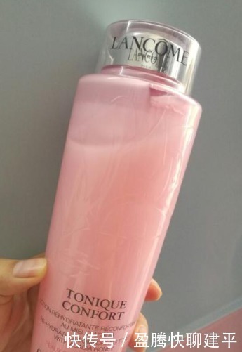 复合物 央视曝光的这两种护肤品,有些女生还在用,难怪长痘还烂脸!