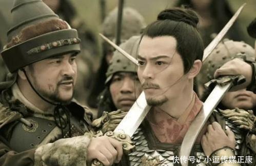 打死|明代最混乱的朝会,脸上的肉都被咬掉了,太监同党被当场打死