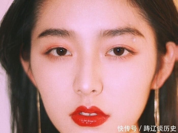 青春期女生这“3唇型”,在男生眼里“贼漂亮”,尤其第2不常见!