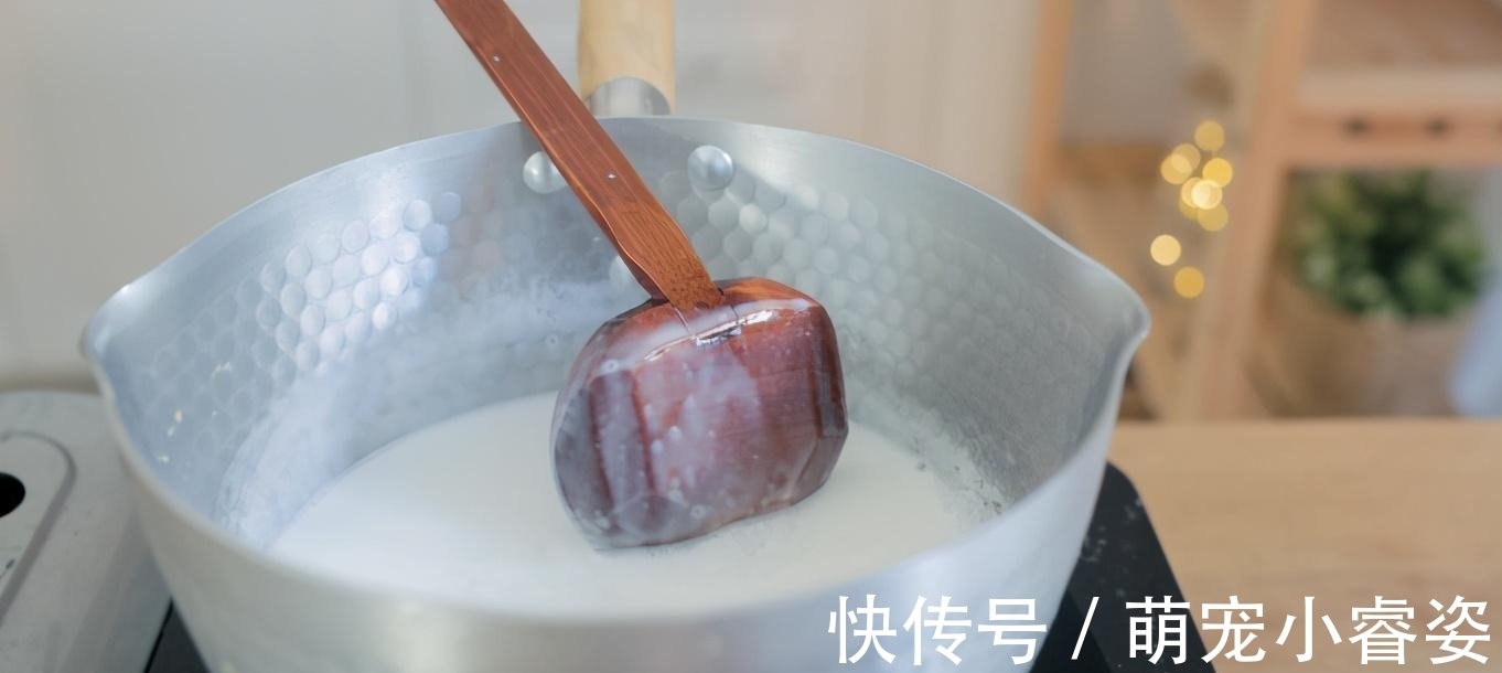 燕麦|牛奶和它是天生一对,隔3天吃一次,小脸红润水灵,像剥壳的鸡蛋