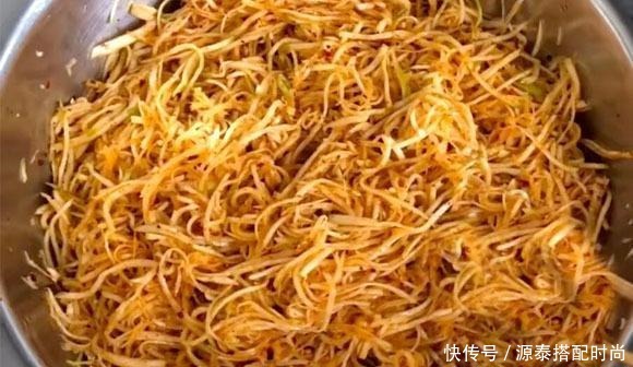 这菜酷似萝卜,8毛钱一斤,遇到要多买些,腌起来冬季吃最美味