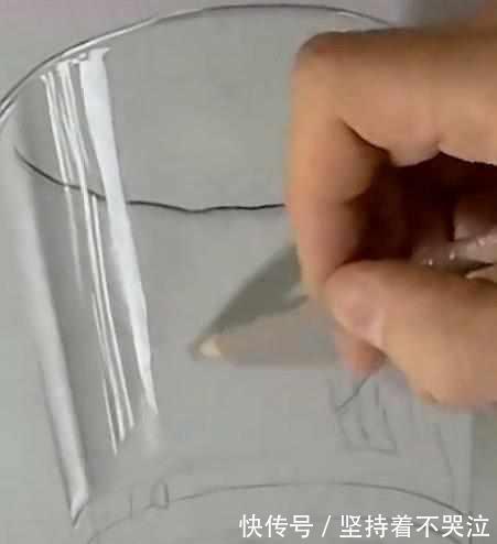 生活质量&00后美术生晒出满分作业,王者般的操作,网友:差点以为是真的