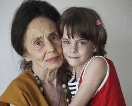 年纪|吉尼斯世界之最第二项赵丽颖无意打破,第三项年纪最大的母亲