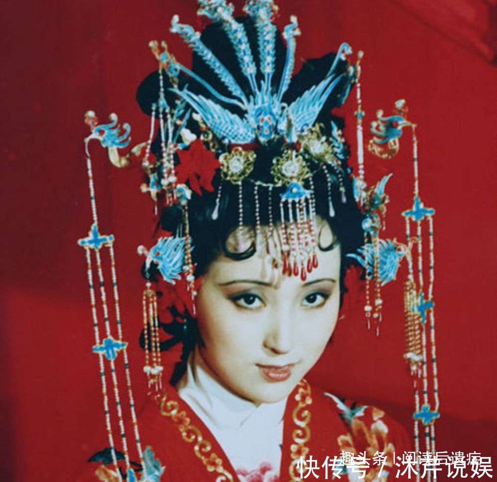 丫头@全世界都不批评林黛玉,为什么只有这个丫头,习惯性怼她