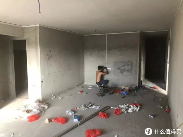 房子|为什么越来越多的人直接入住毛坯房？入住一年后，真能安居乐业？