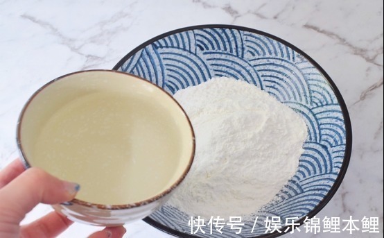 在家做低脂无油，绵密香甜红豆糯米糕，好吃美味又可口