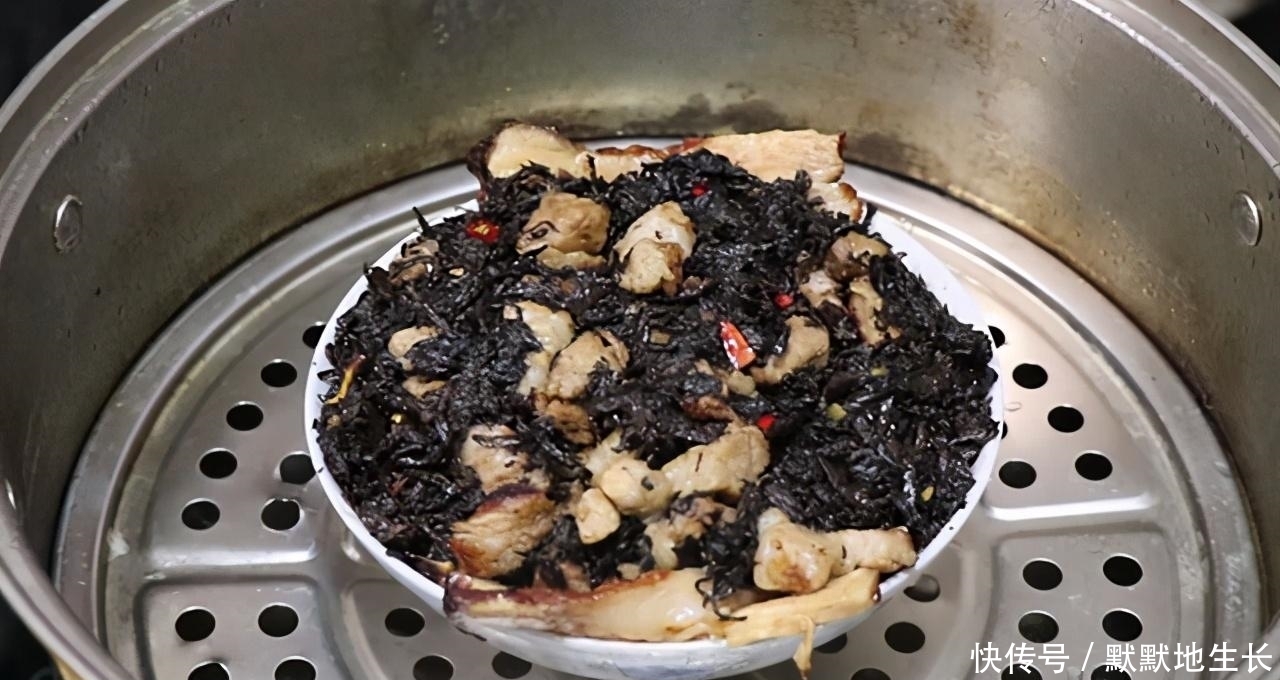年夜饭系列梅菜扣肉，肉质肥而不腻，入口即化，学会给家人露一手