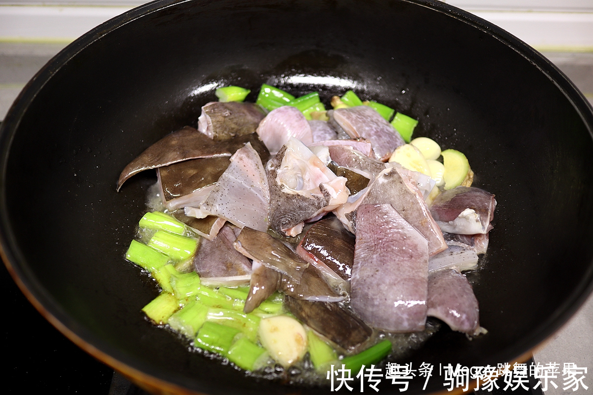 香气扑鼻|这鱼被称“老板鱼”,是魔鬼鱼的亲戚,全身无刺,鲜美不舍得挪筷