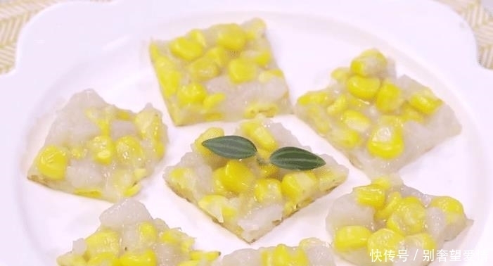 美食|雪梨玉米烙的简单做法,营养香甜,通便润肺,不错的宝宝辅食