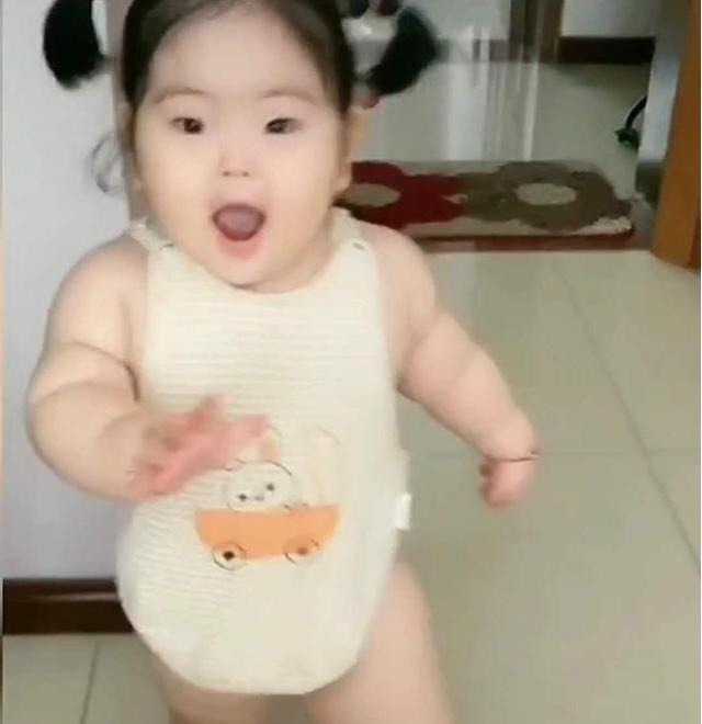 饲养员|女儿跟奶奶生活3个月,“胖若两娃”让宝妈不淡定饲养员太称职