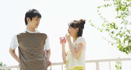 一个月|掌控一个月中女性的荷尔蒙规律，你就知道该怎么去“对付”她