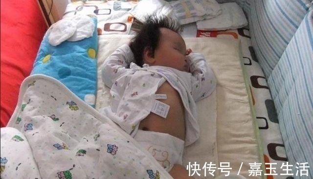 缺钙|孩子睡觉总踢被子,可能不是热,这2种情况,家长要严格重视