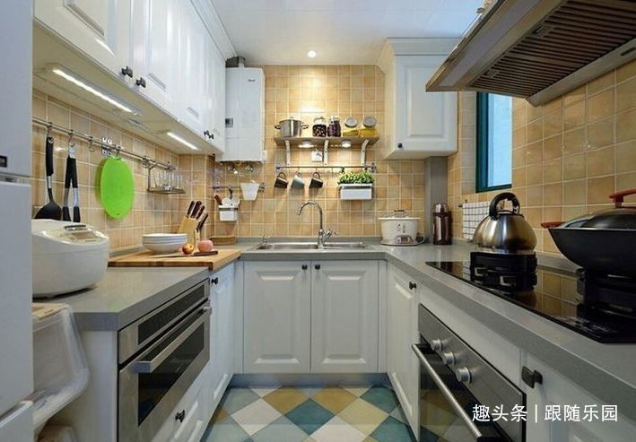 地垫|杭州发现一户人家厨房,那叫一个先进,拍下来给大家晒晒!真有钱