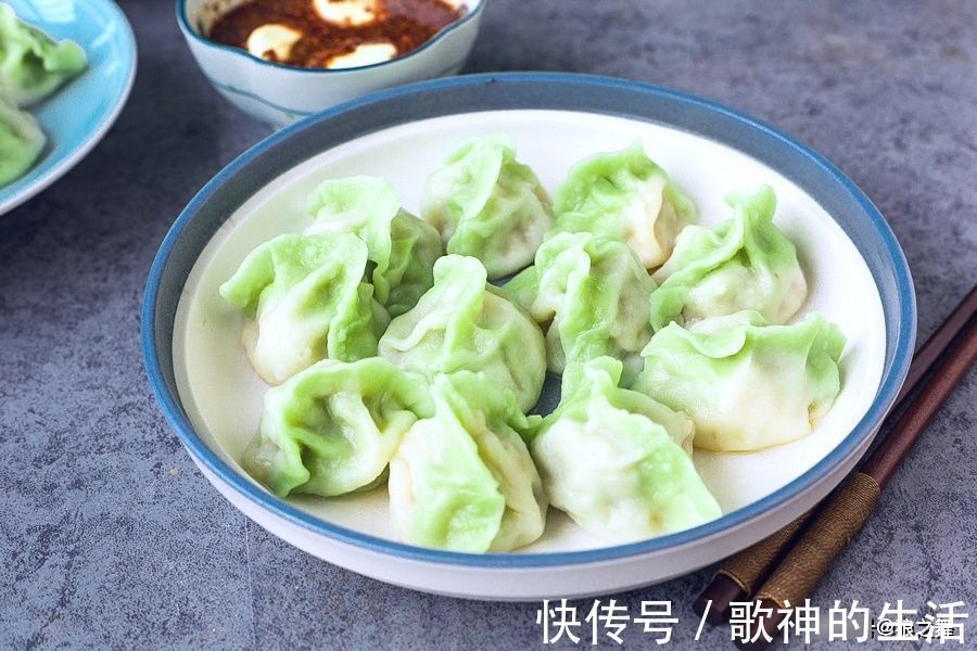 小技巧|白菜猪肉馅饺子，10人9错，3个小技巧，饺子鲜嫩多汁孩子特爱吃