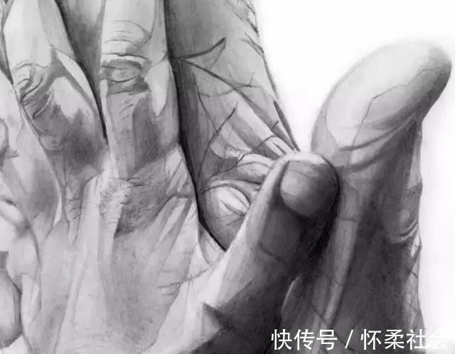 inck|超写实素描就是这样一步一步擦出来的