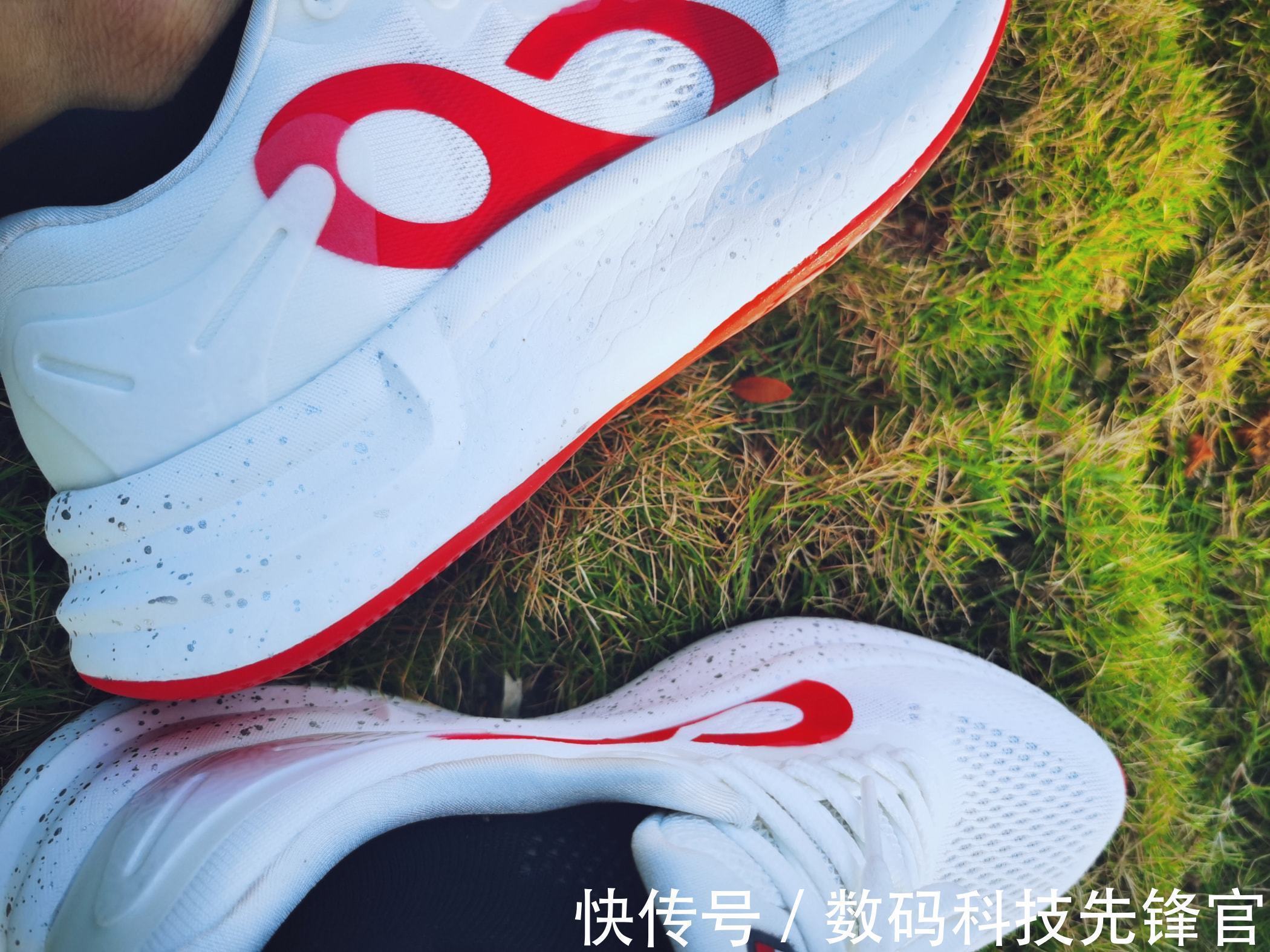 跑步 大胆尝试,咕咚逐日21K厚底跑鞋,加倍弹力爆发确实香