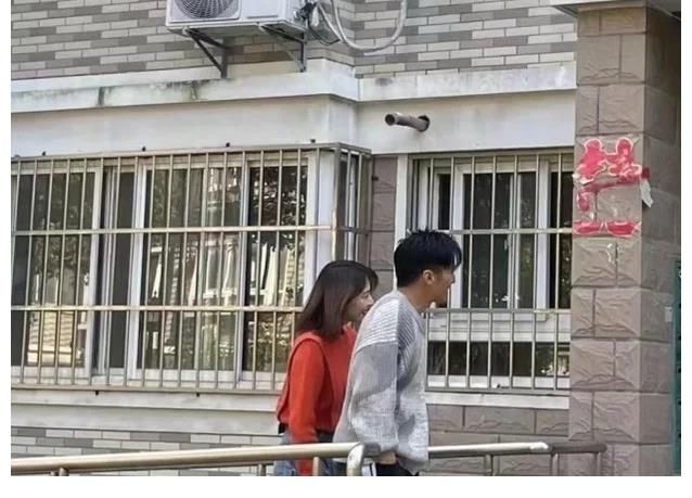 谢霆锋新综官宣定档,11月19与你不见不散